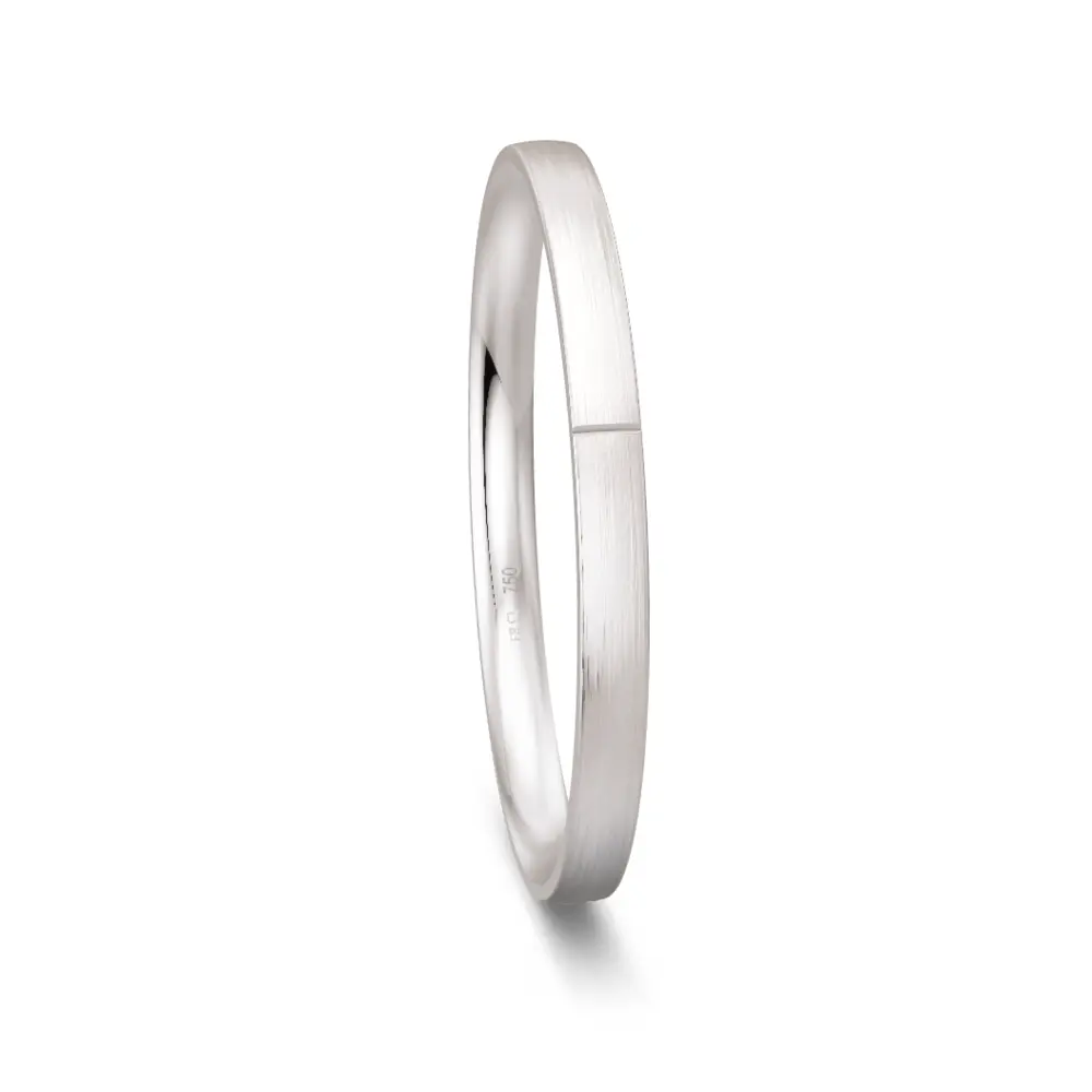 Weißgold Ehering mit Querrille 2 mm breit