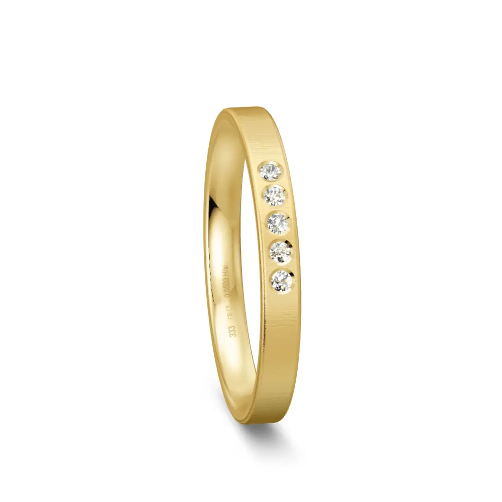 Schmaler Ehering aus Gelbgold mit 5 Diamanten und Quermattierung