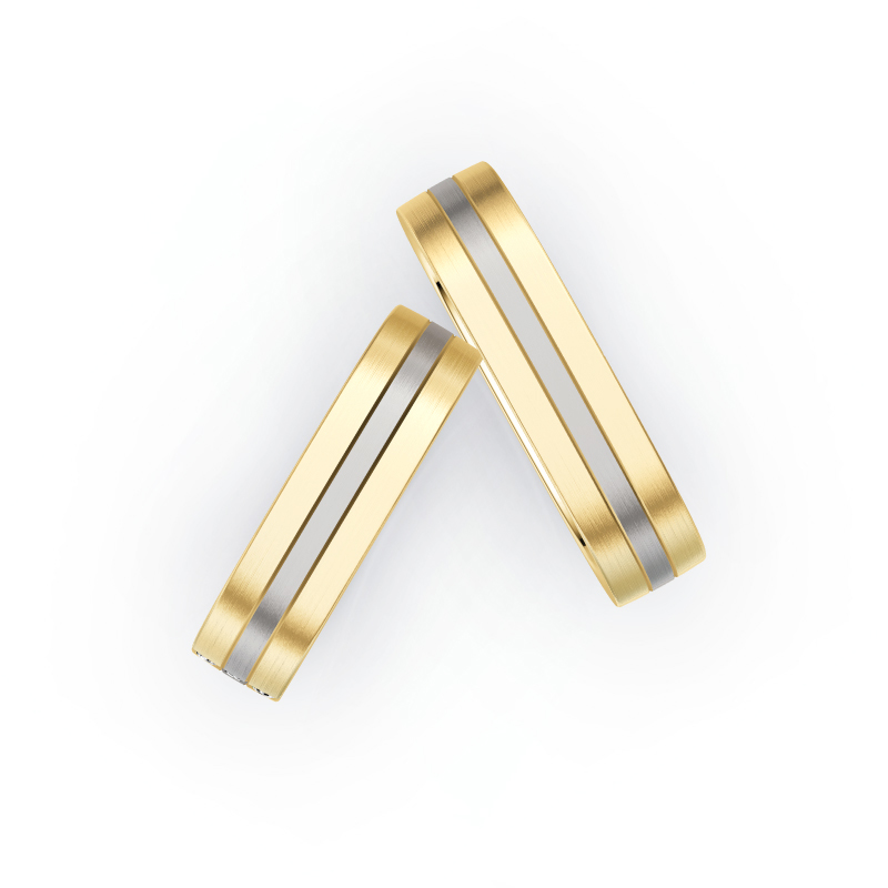 Aufnahme von eckigen Eheringen aus Gelbgold & Palladium 500 bicolor mit drei seitlichen Diamanten 