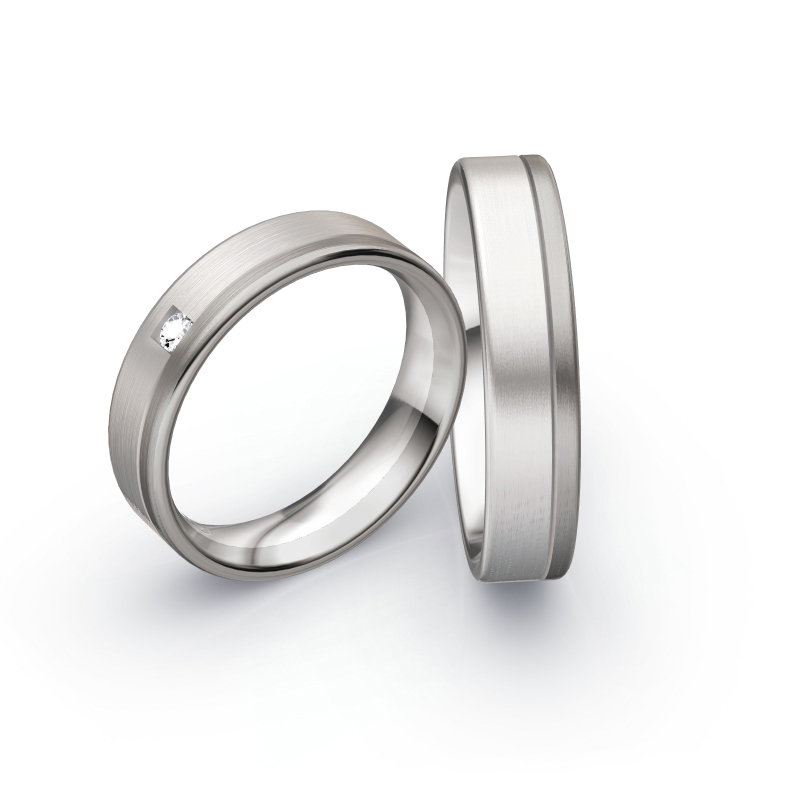 Aufnahme von Eheringen aus Palladium 500/Weißgold längsmatt mit rundem Diamanten