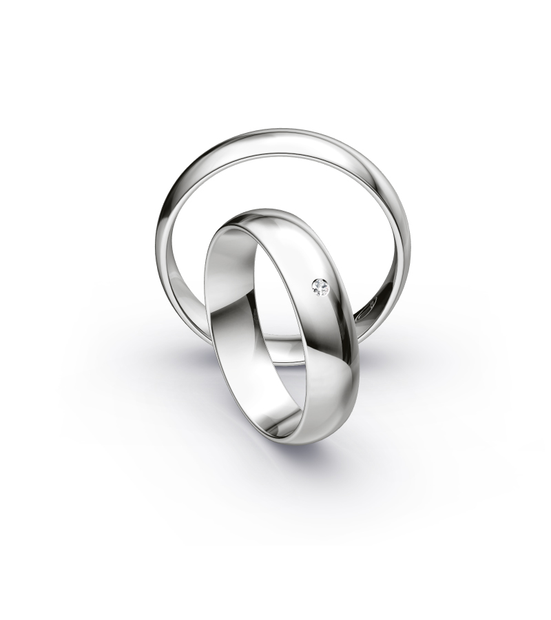 Aufnahme von Eheringen aus 925 Silber mit glatter Oberfläche und weißem Diamanten