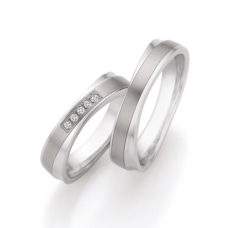 Geradlinige Eheringe aus Edelstahl und Titan mit 5 Diamanten 9194