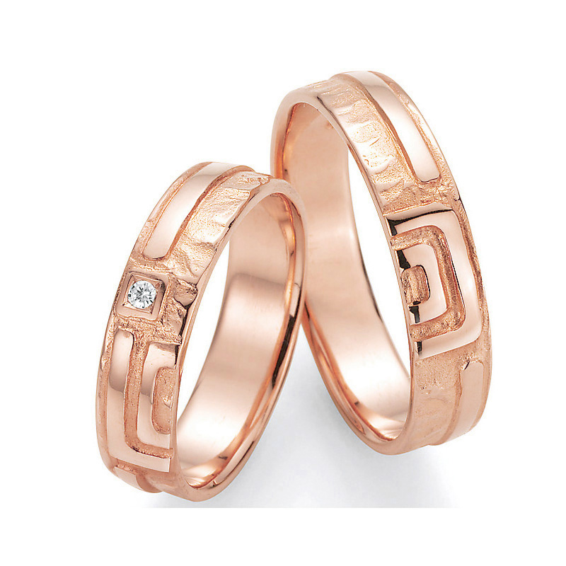 Moderne Roségold Eheringe mit Diamanten und poliertem Muster 4560004