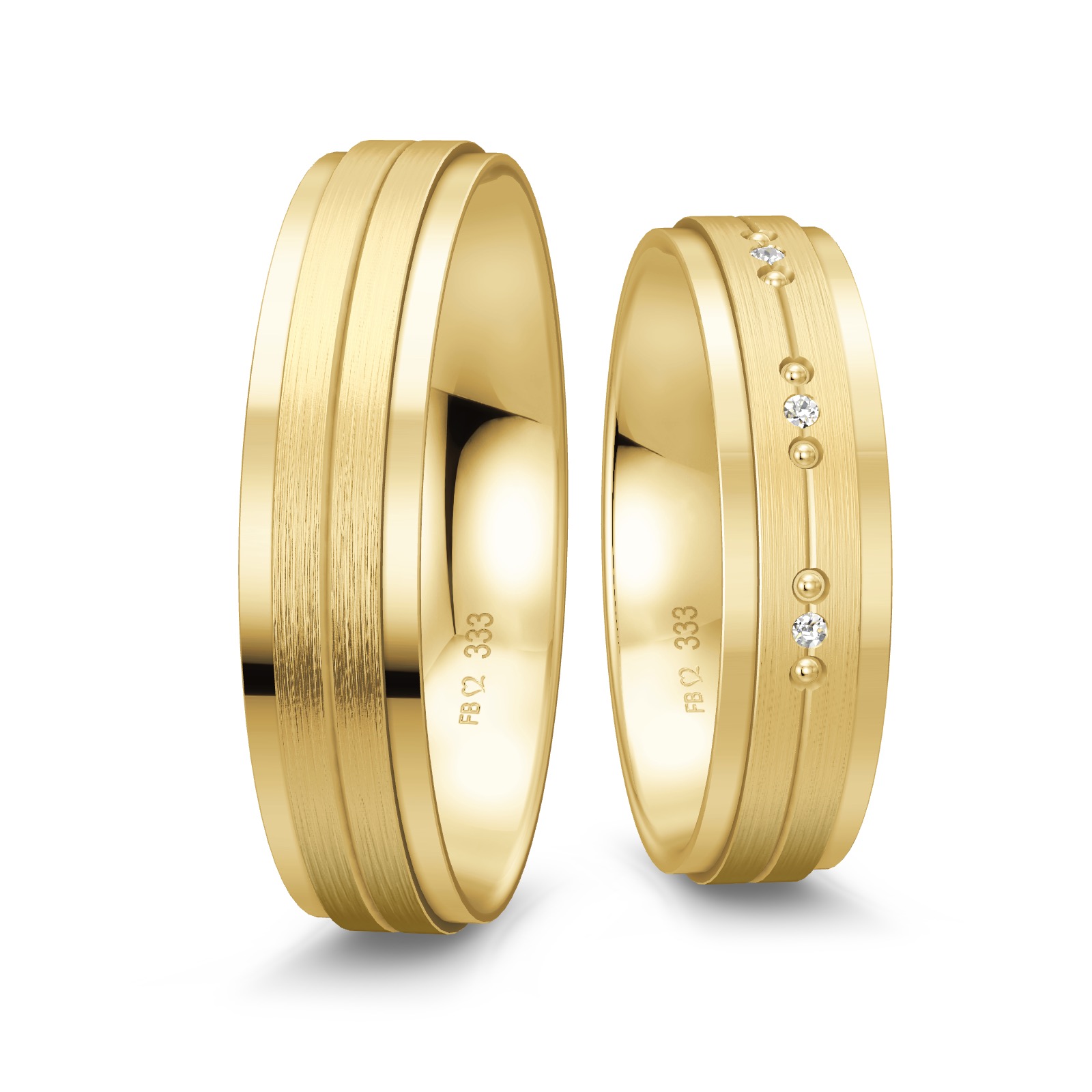 Matte und polierte Gelbgold Eheringe mit 3 Diamanten