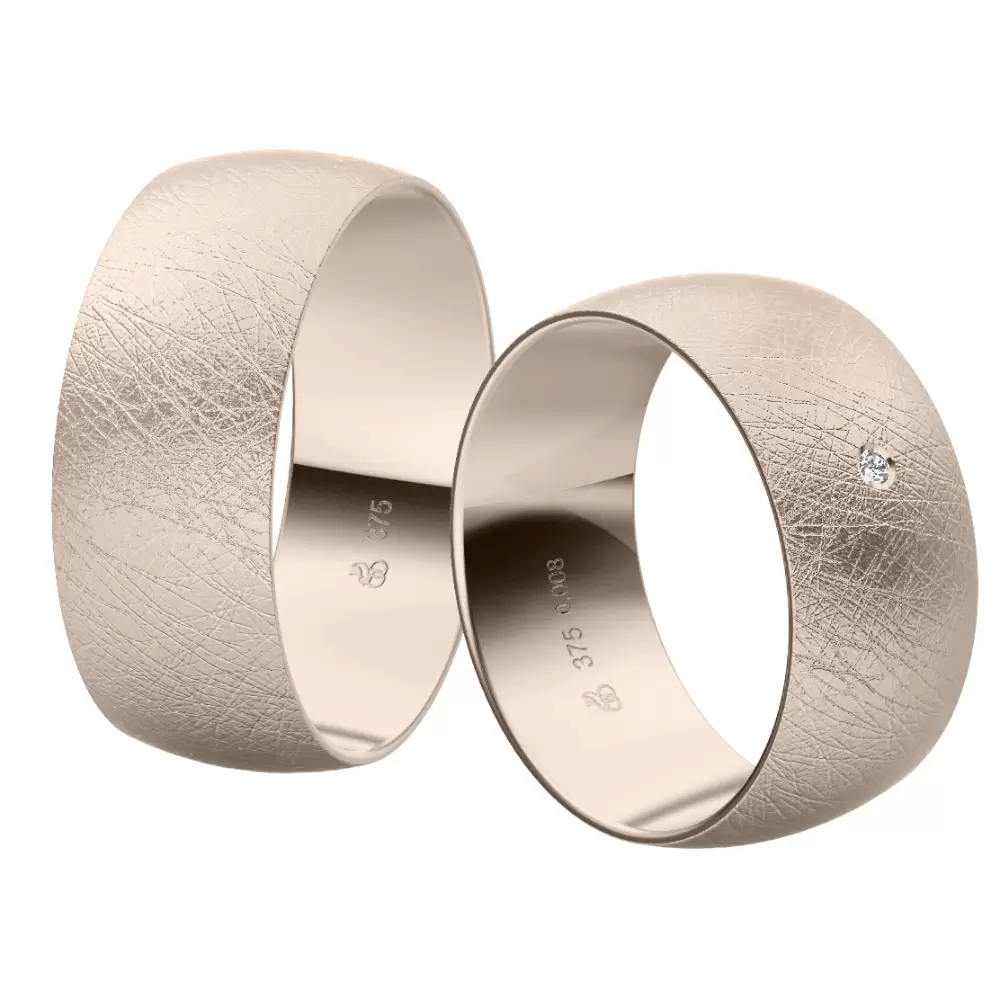 Breite Herbstgold Eheringe in eismattierter Gestaltung mit Diamanten