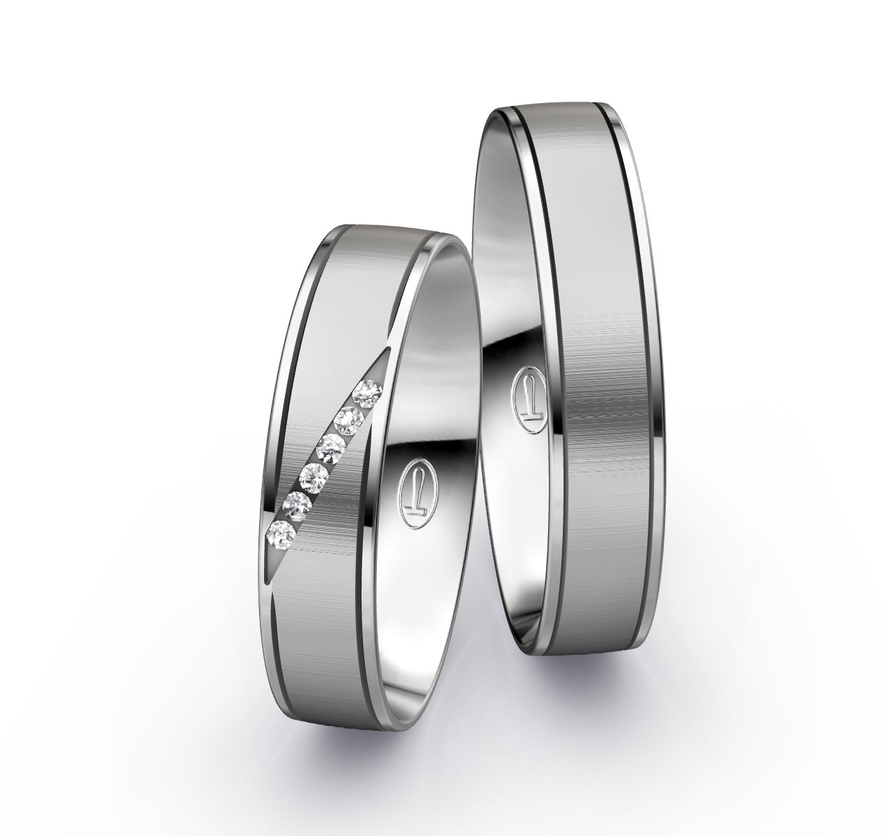 Eheringe aus Platin mit Diamanten und Quermattierung