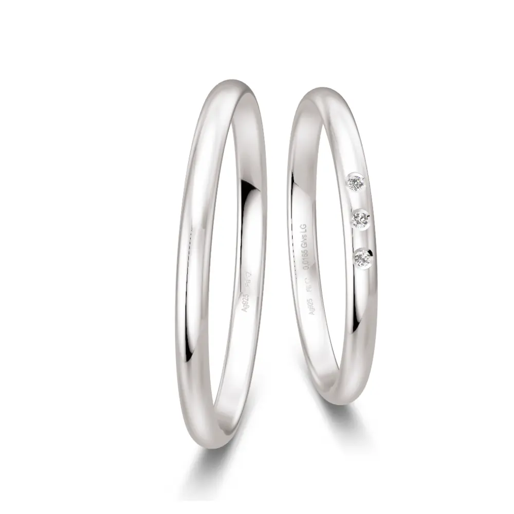 Silber Eheringe gerundet und poliert mit 3 Labor Diamanten