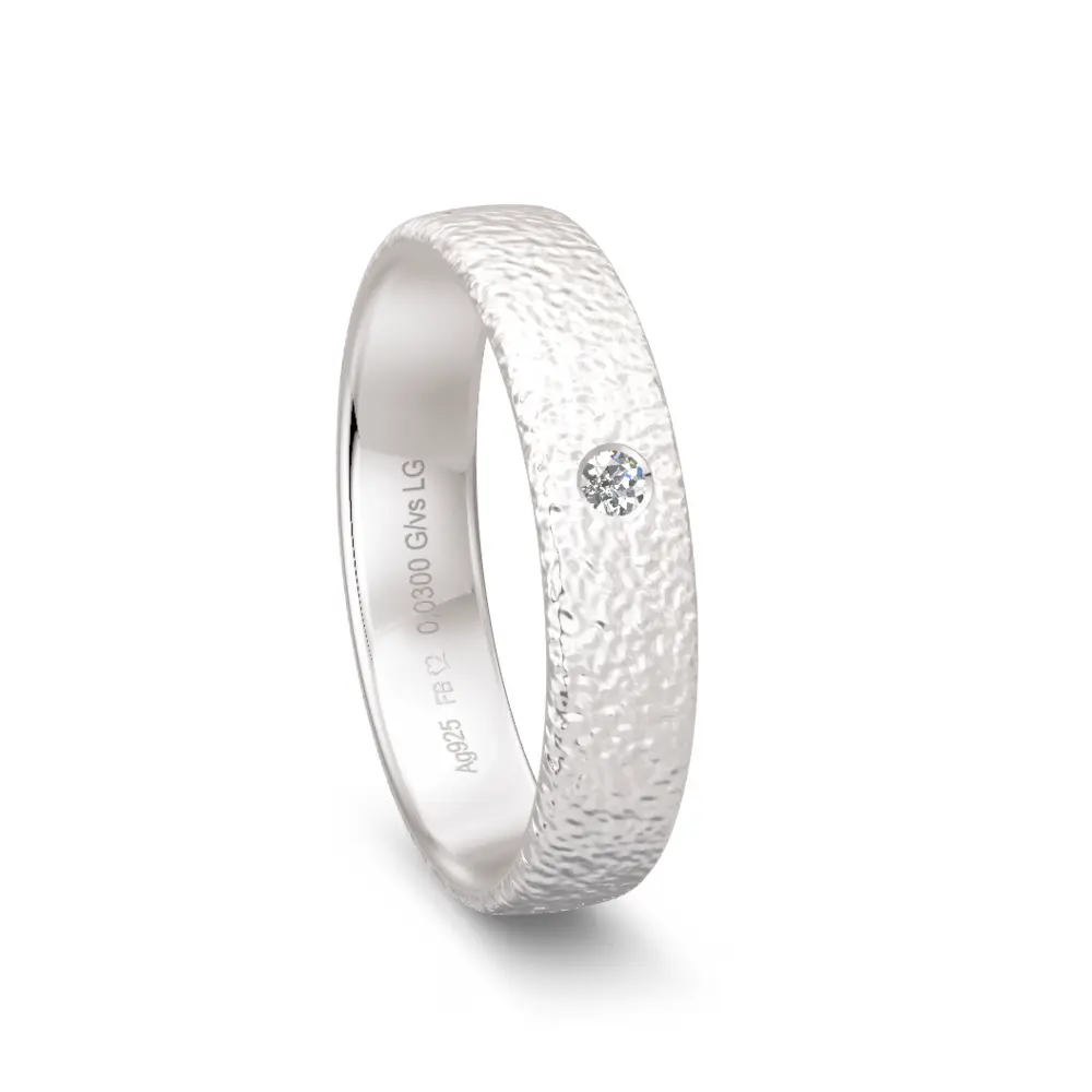 Ehering aus Silber 925 in strukturierter Oberfläche mit Labor Diamanten