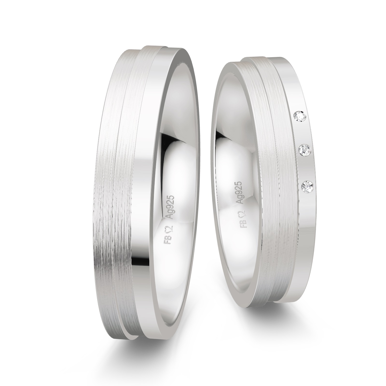 Trauringe aus Silber 925 platiniert mit drei Diamanten und Streifenmuster