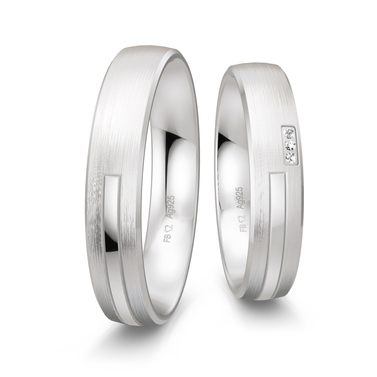 Eheringe aus platiniertem Silber 925 mit drei Diamanten und Streifenmuster