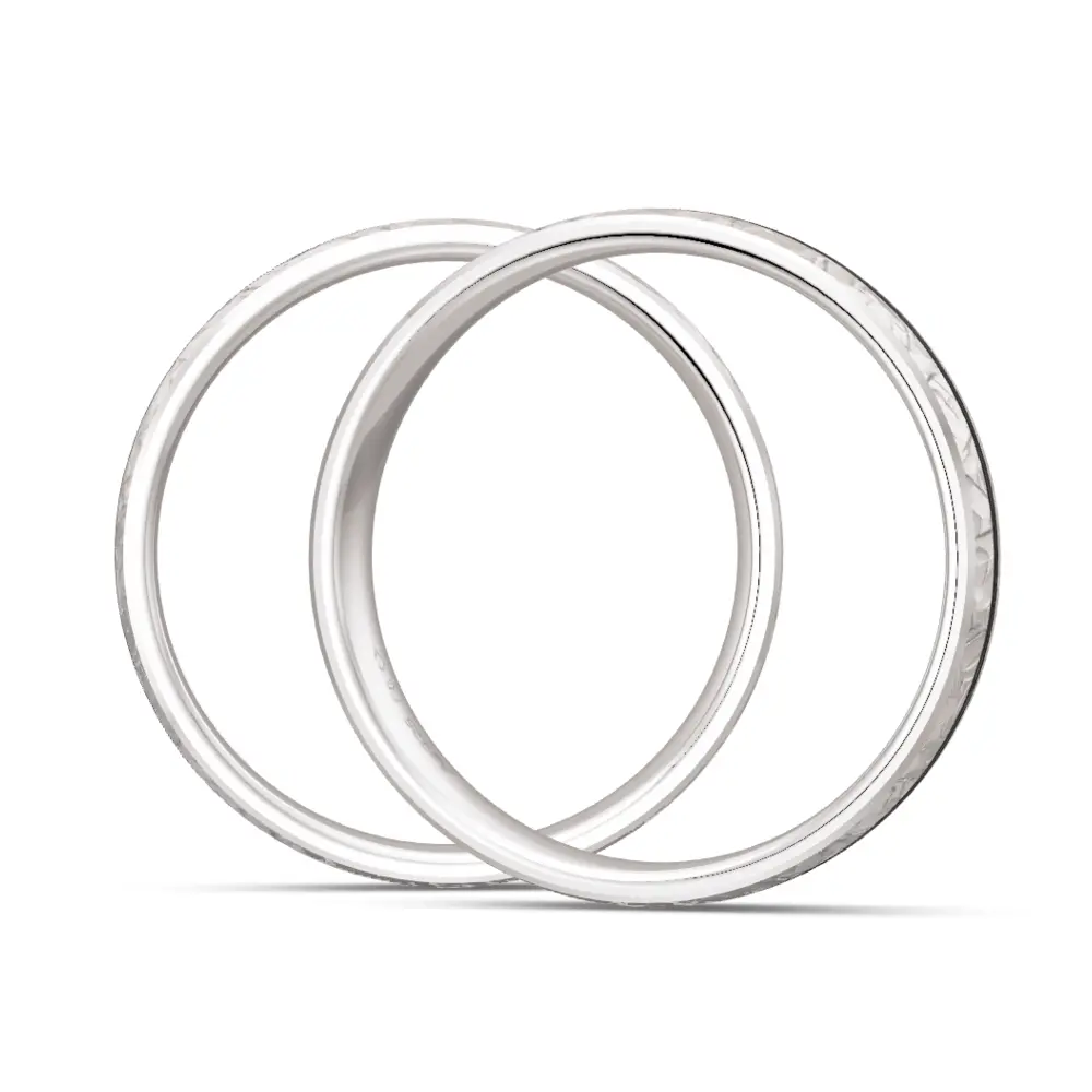 Strukturierte Silber 925er Trauringe mit Carbonstreifen seitlich
