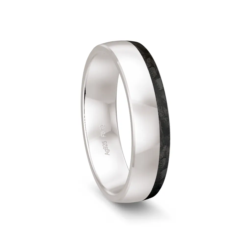 polierter Silber 925er Trauring mit Carbonstreifen