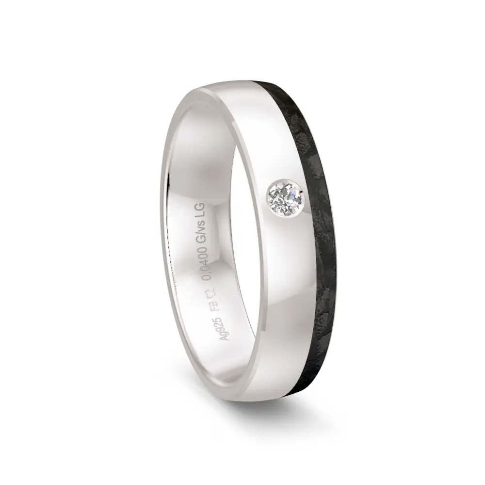 polierter Silber 925er Trauring mit Carbonstreifen und 0,04 Karat Labor Diamanten