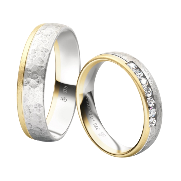 Eheringe aus Weißgold/Gelbgold mit Hammerschlag und Labor-Diamanten