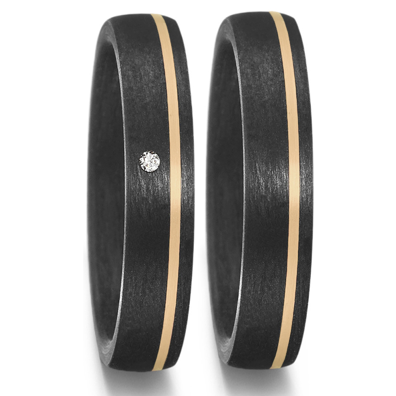 Schmal designte Trauringe aus Carbon mit strahlendem Diamant und Gelbgold 8926920