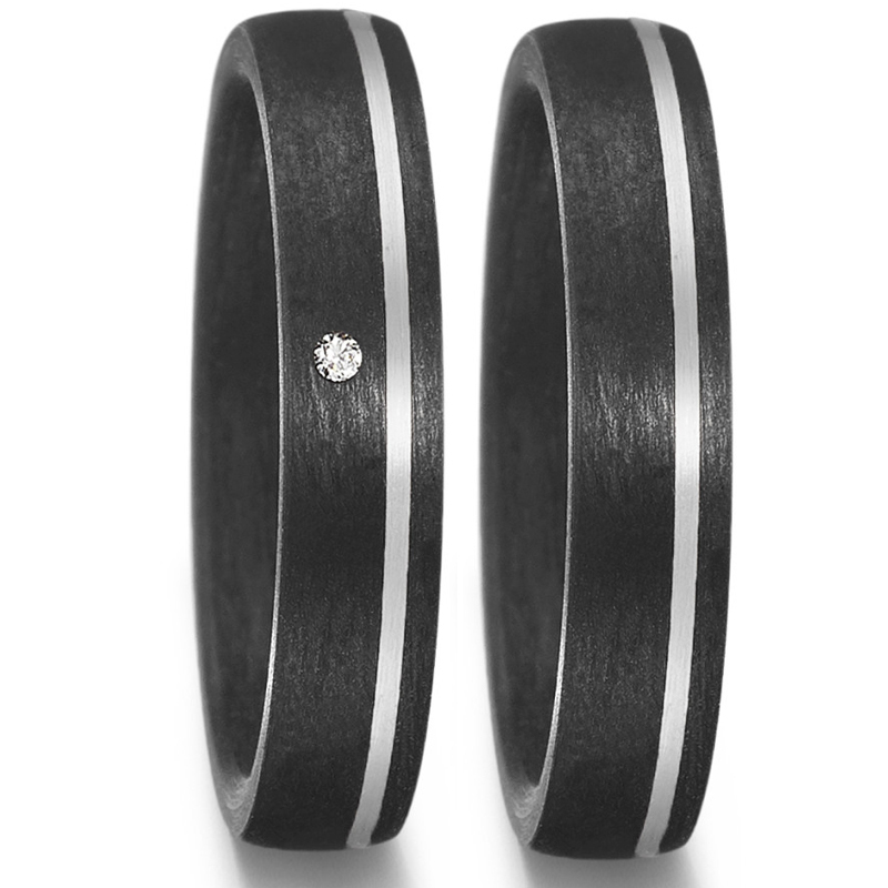 Süße Trauringe aus Carbon mit Diamant und schmalem Weissgoldstreifen 8926926