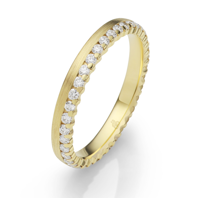Gelbgold Verlobungsring mit 38 Diamanten