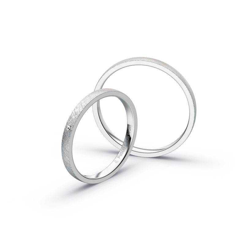 Aufnahme von schmalen Eheringen aus Palladium in 2 mm Breite mit Diamant und Eismattierung 