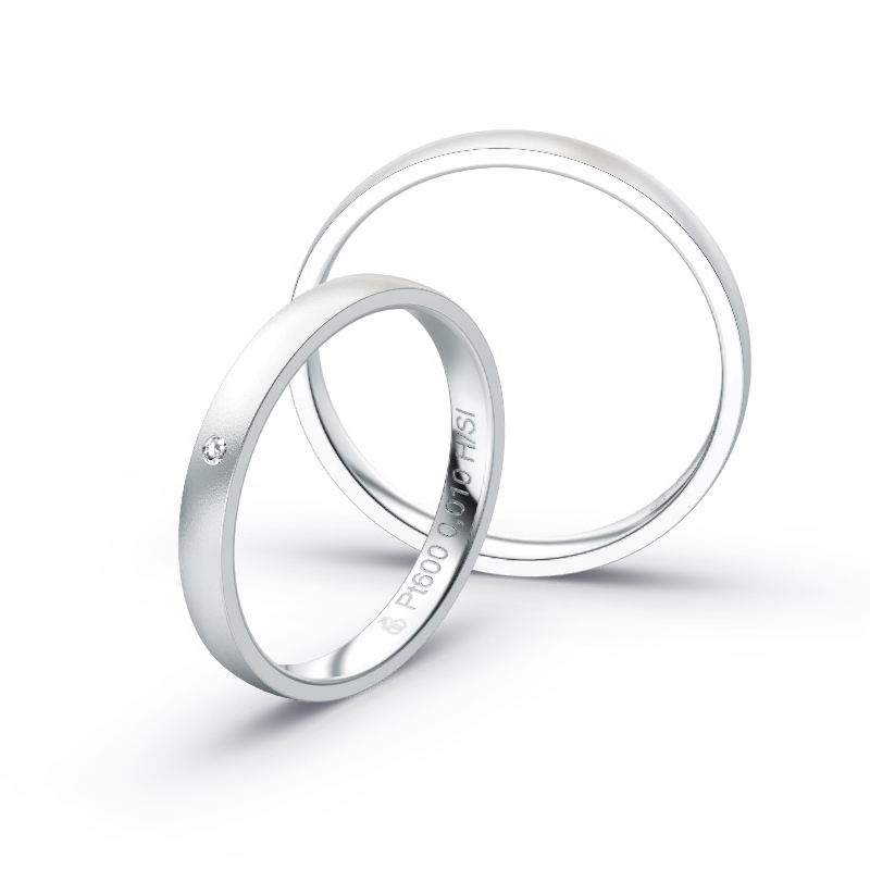 Eheringe aus Platin in 2,5 mm Breite mit Diamant und Sandmattierung