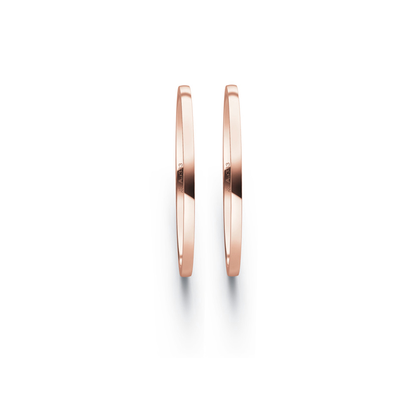 Aufnahme von schmalen Eheringen aus Roségold in 1 mm Breite mit Polierung 