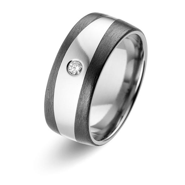 Aufnahme von Carbon und Titan Eheringen mit Diamanten