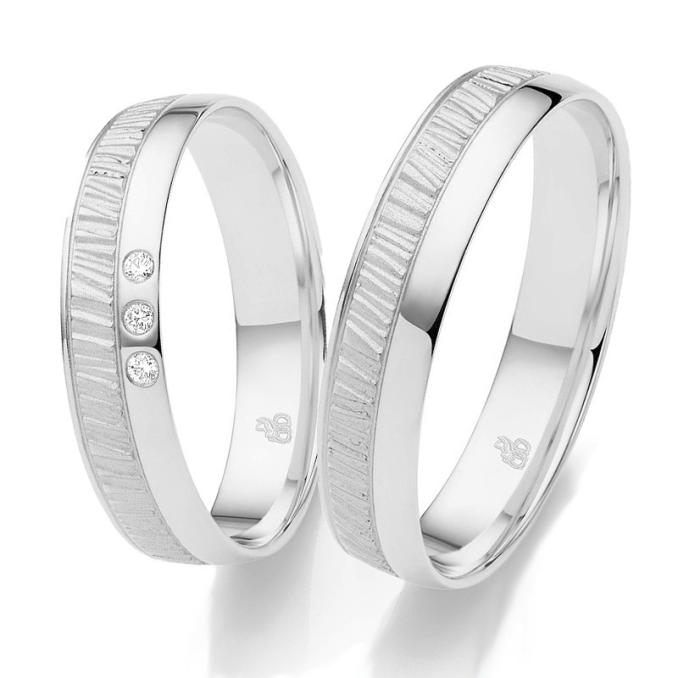 Schmale Platin Eheringe mit 3 Diamanten matt-poliertem