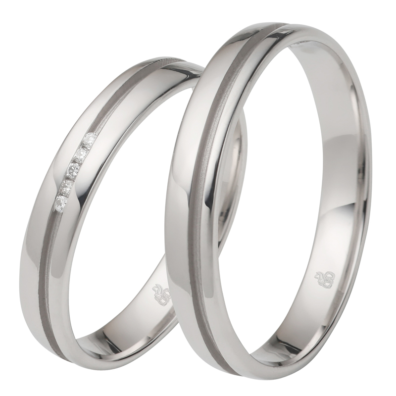 Elegante Weissgold Eheringe mit Polierung und fünf Diamanten 8926955
