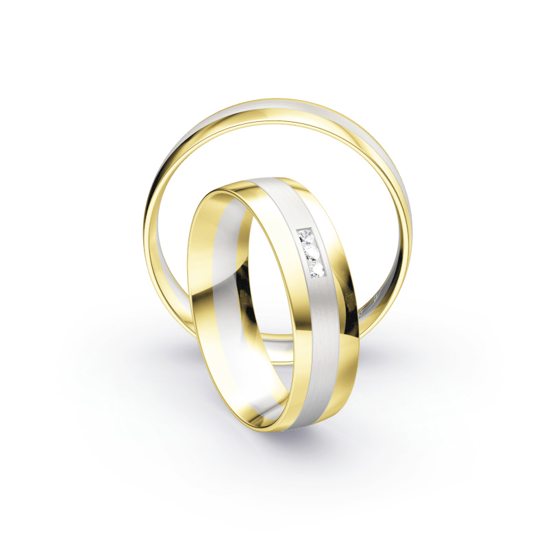 Aufnahme von Eheringen aus Weiß- & Gelbgold mit Diamanten im bicoloren Design