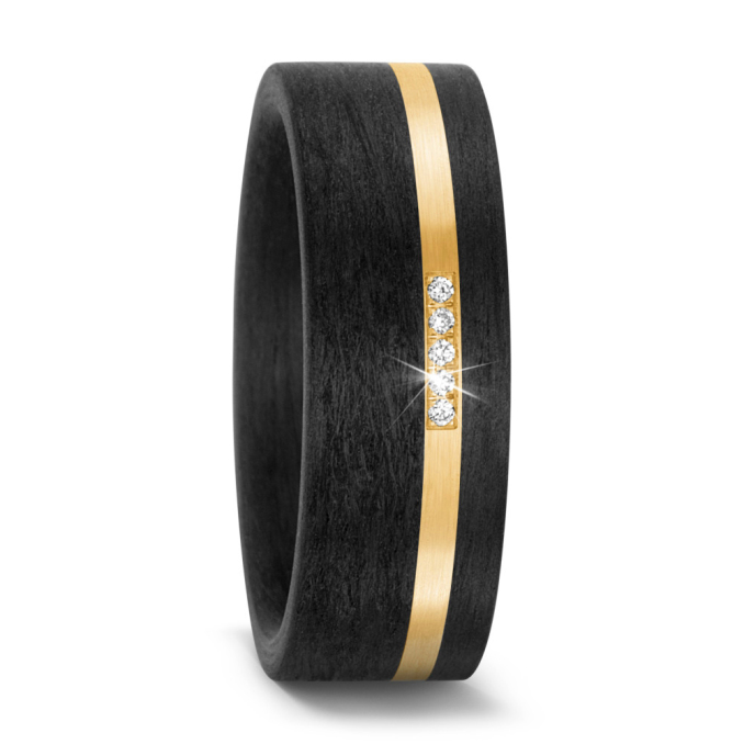 Aufnahme von Partnerringen aus gemasertem Carbon mit Gelbgold Seitenstreifen mit 5 Brillanten