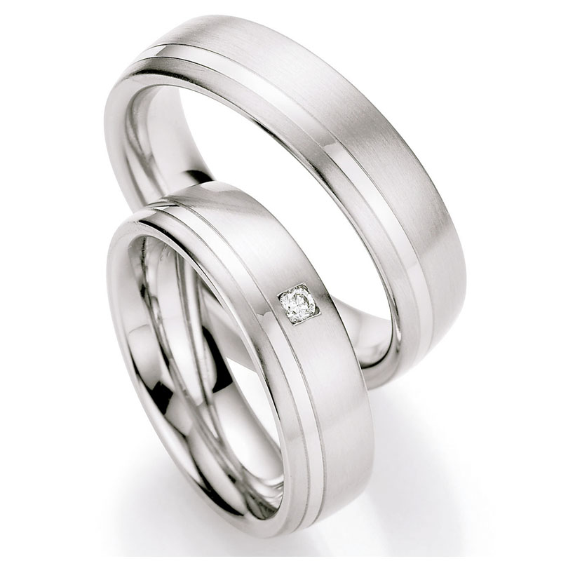 Eheringe Trauringe aus Stahl mit Diamant Ruesch Collection Nowotny 88/01230-060