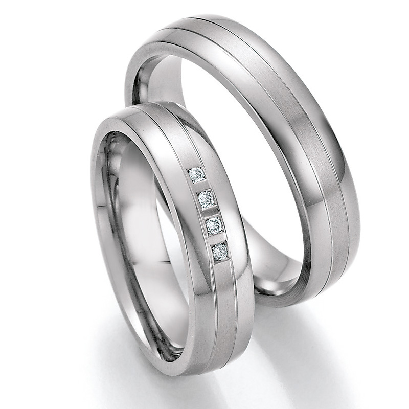 Eheringe Trauringe aus Titan mit Diamant Ruesch Collection Nowotny 77/20070-050