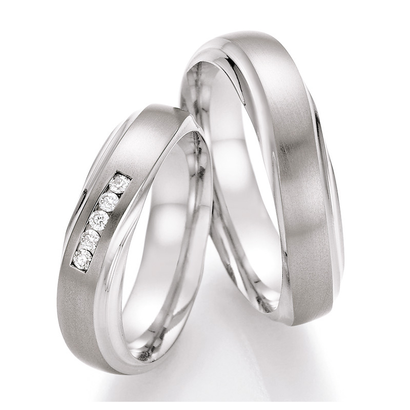 Eheringe Trauringe aus Titan mit Diamant Ruesch Collection Nowotny 77/21090-055