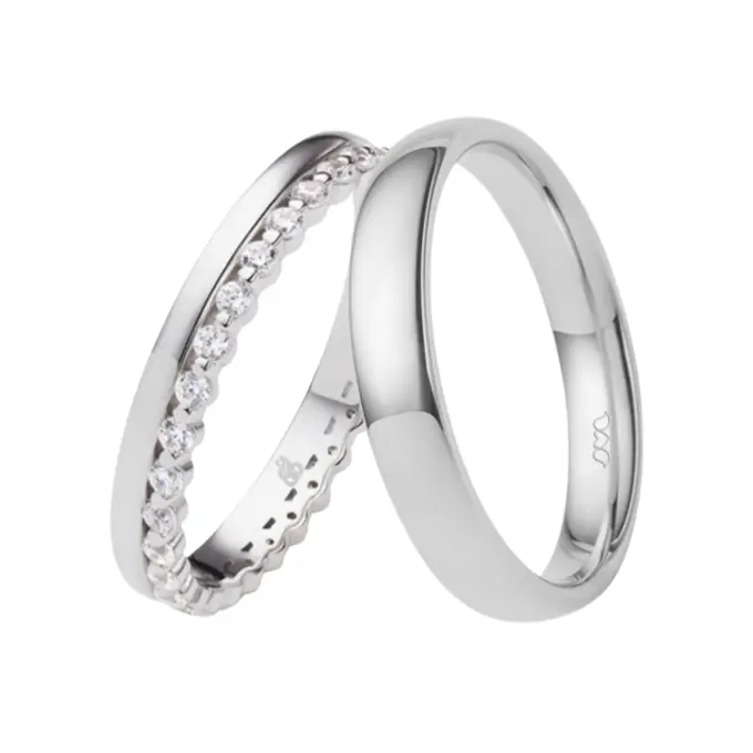 Polierte Eheringe aus rhodiniertem Silber 925 mit Zirkoniaband