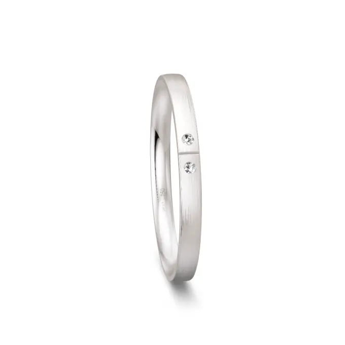 Weißgold Ehering mit 2 Diamanten und Querrille 2 mm breit