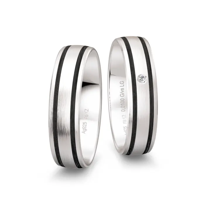 925er Silber Trauringe mit schmalen Carbonstreifen und Labor-Diamant