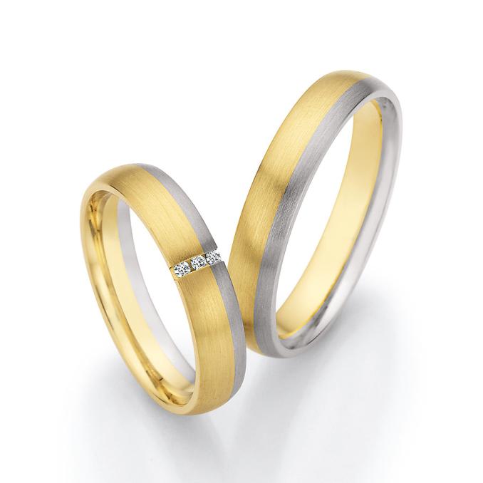 Bi-colore Eheringe aus Gelbgold 585 und Platin,längsmattierte Oberfläche und 3 Diamanten 8274