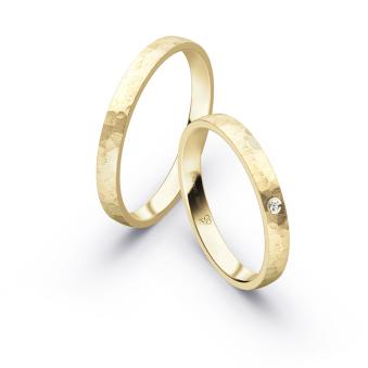 Aufregende gehämmerte Gelbgold Eheringe mit Diamanten und schmaler Form 5640