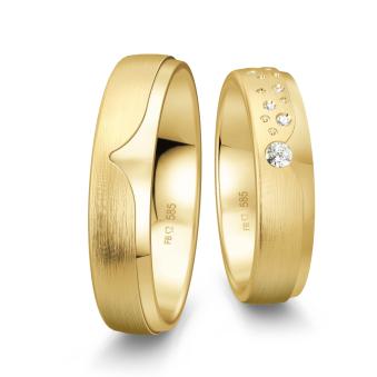 Eheringe mattiert in Gelbgold mit diamantbesetztem Sternenhimmel-Design  