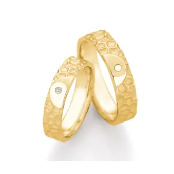 Eheringe aus Gelbgold mit Diamanten