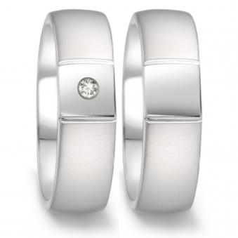 Strahlende Eheringe aus Edelstahl mit Diamanten in modernem Design 5551033