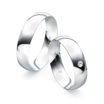 Eheringe aus Platin mit strahlender Polierung und Diamanten 9192