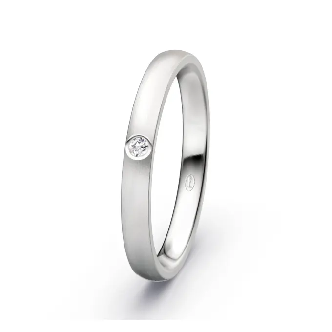 Längsmattierter Ehering aus Silber 925 in 2,5 mm Breite mit Diamant