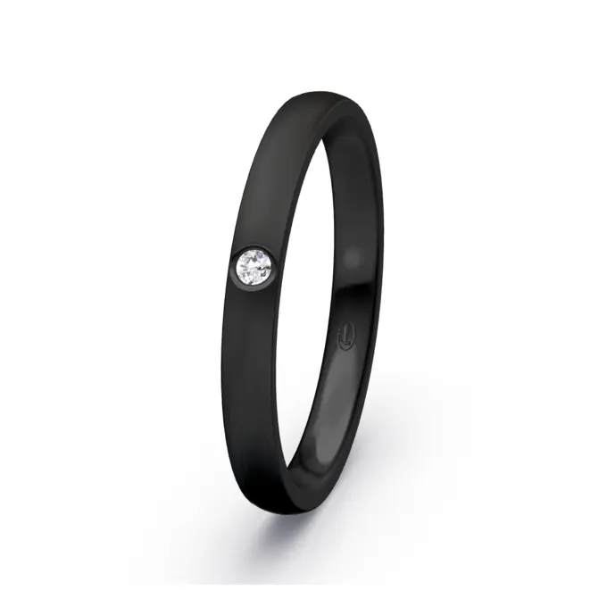 Trauring aus schwarzem mattem Stahl mit weißen Diamanten 0,025 Karat