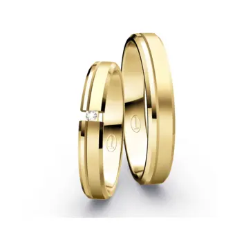 Matte Gelbold Eheringe mit poliertem Streifen und Diamanten in Spannfassung