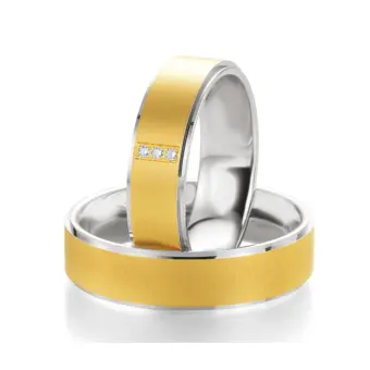 Trauringe aus Silber 925 mit 3 Diamanten und 585er Gelbgold als sandmattes Band