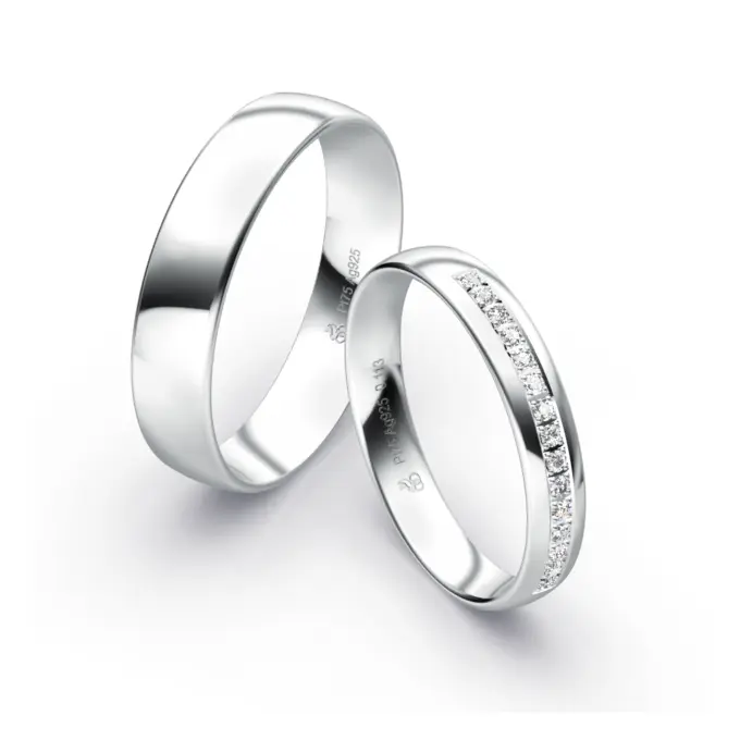 Plagentum Eheringe poliert in zwei Breiten mit 16 Diamanten im Damenring