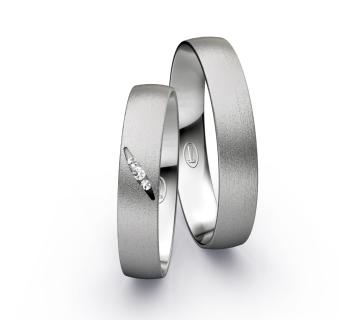 Trauringe aus Platin mit 3 Diamanten und Sandmattierung