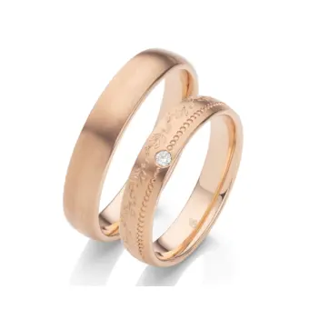 Roségold Eheringe mit Diamanten und blumigem Muster im Damenring