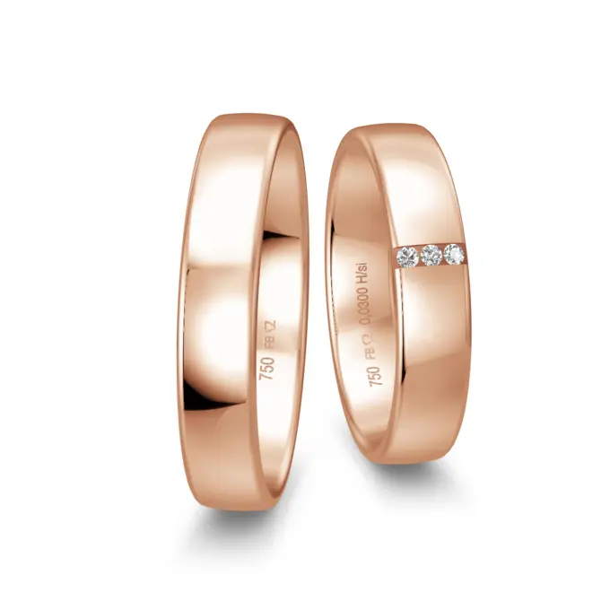 Rotgold Eheringe in polierter Gestaltung mit drei Diamanten je 0,01 Karat