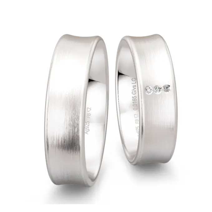 Konkave Trauringe aus mattem 925er Silber mit 3 Labor Diamanten